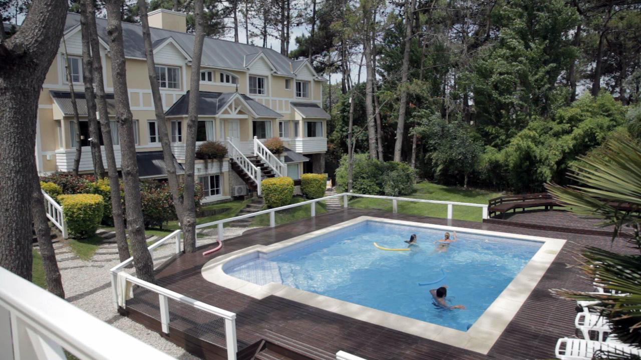 Miradores Del Bosque Apart & Spa Mar de Las Pampas Bagian luar foto